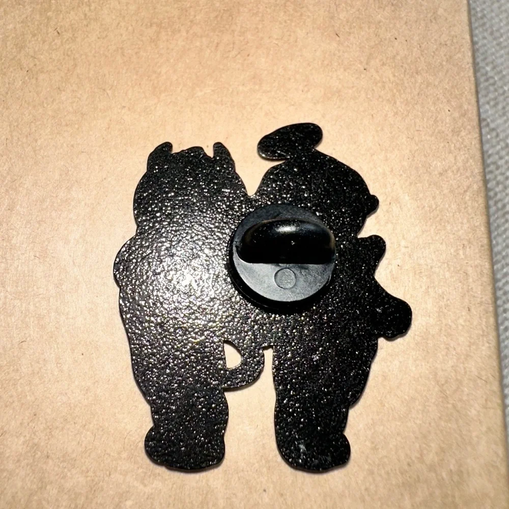 Vintage style angel & devil pin - Picture 2 of 4